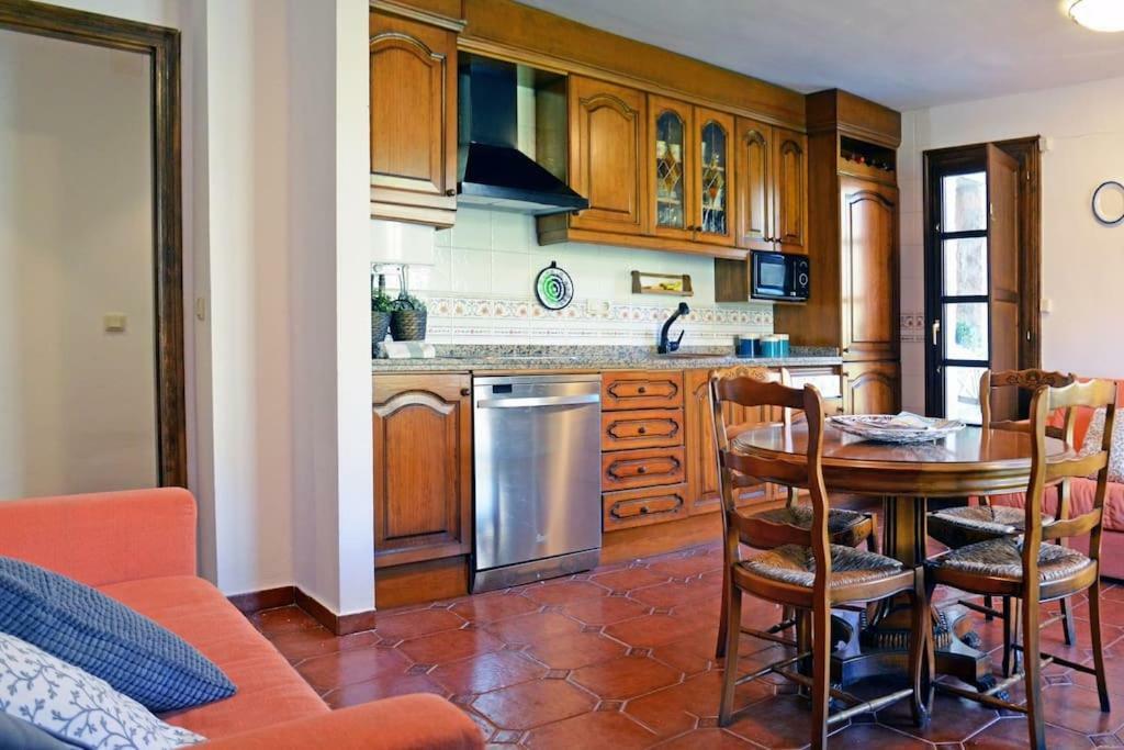Apartamento Portal Del Agua Albarracín Exteriör bild