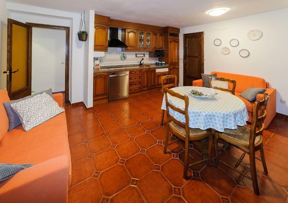 Apartamento Portal Del Agua Albarracín Exteriör bild