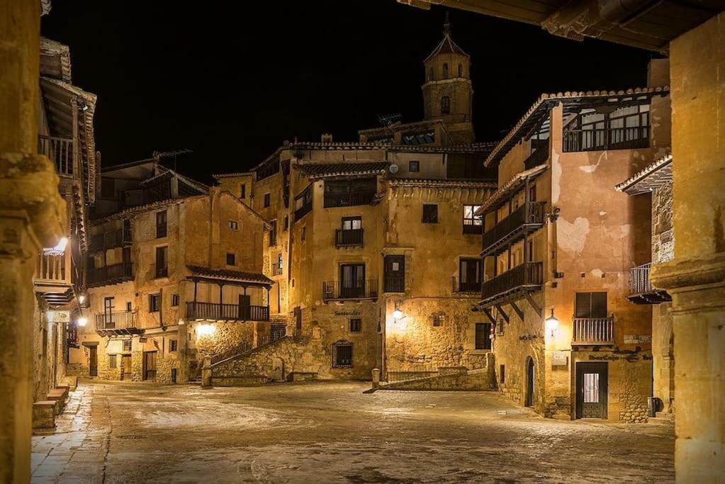 Apartamento Portal Del Agua Albarracín Exteriör bild