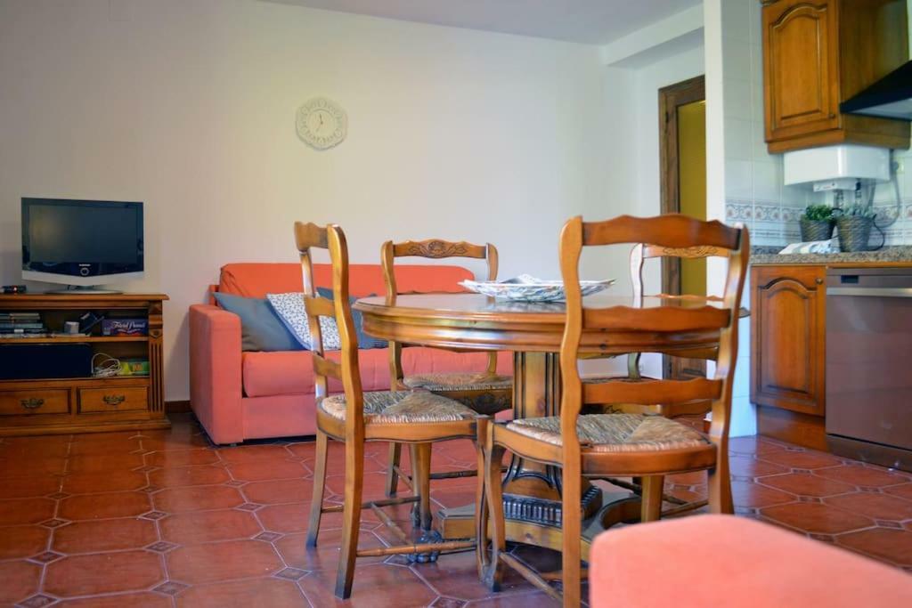 Apartamento Portal Del Agua Albarracín Exteriör bild